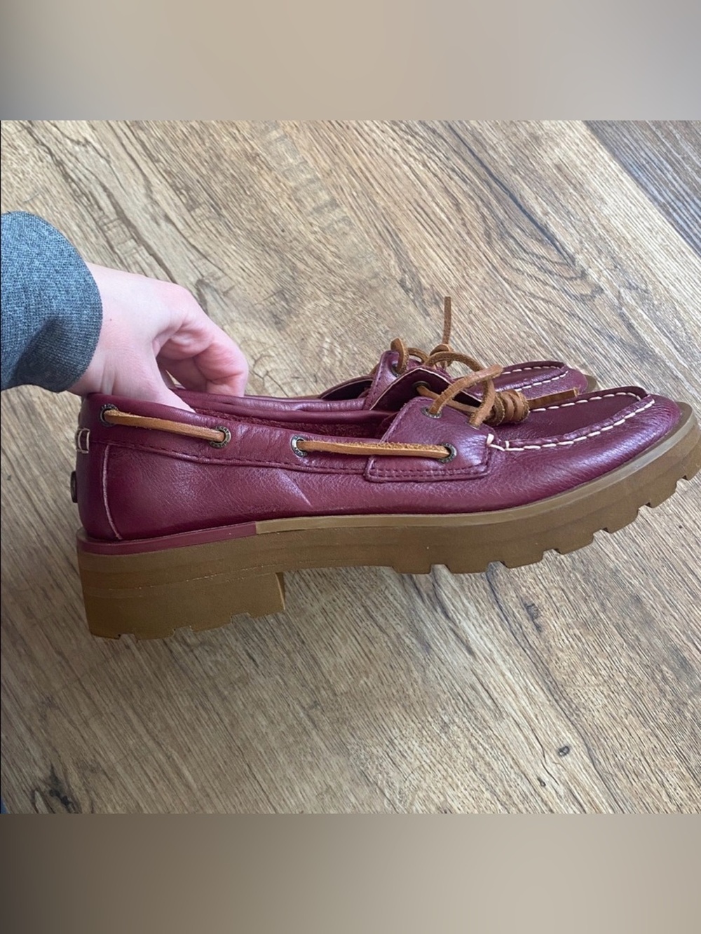 Sperry Burgundy Leather Lug Sole Boat Shoes with Tan Laces 7.5 GUC - Picture 6 of 6